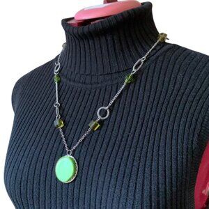 CREATION - Matinee - Elegant Green Pendant Necklace